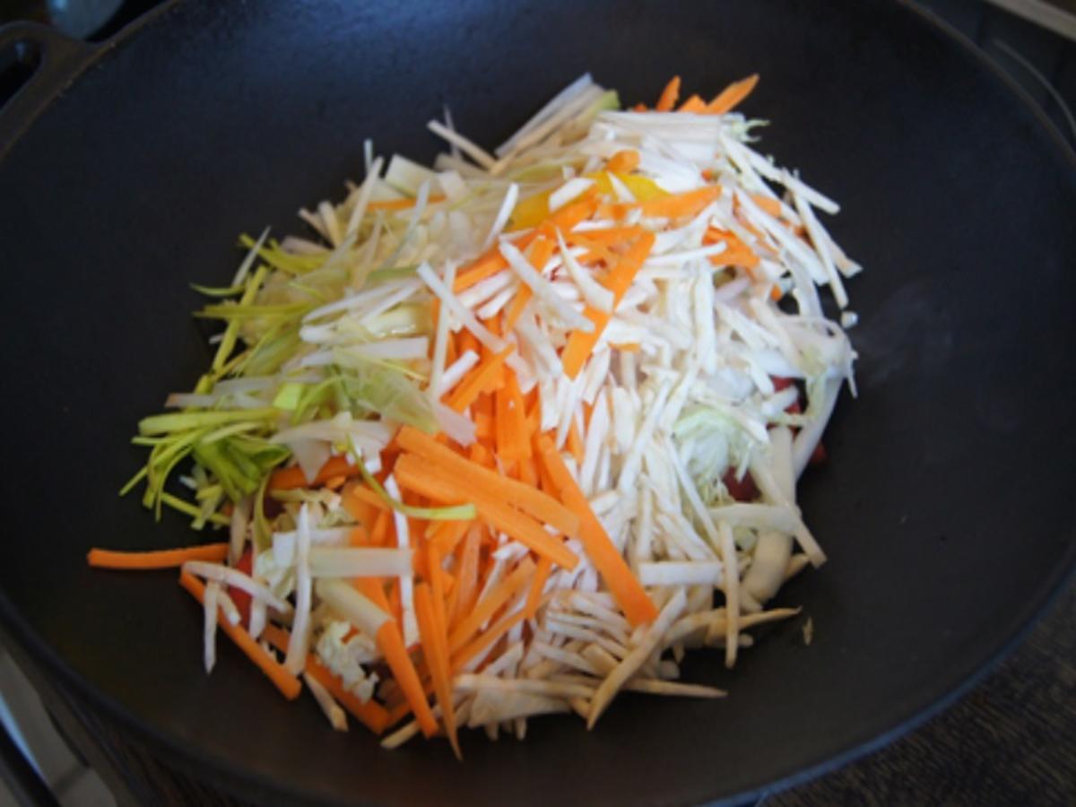 Gebratener Reis mit Gemüsemix und Ei - Rezept - Bild Nr. 10601