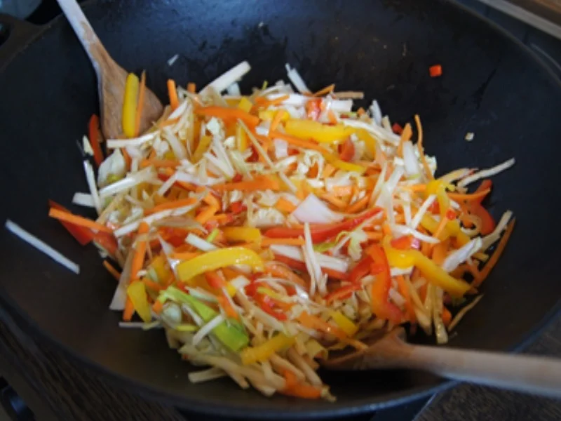 Gebratener Reis mit Gemüsemix und Ei - Rezept - Bild Nr. 10603