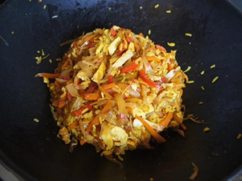 Gebratener Reis mit Gemüsemix und Ei - Rezept - Bild Nr. 10611