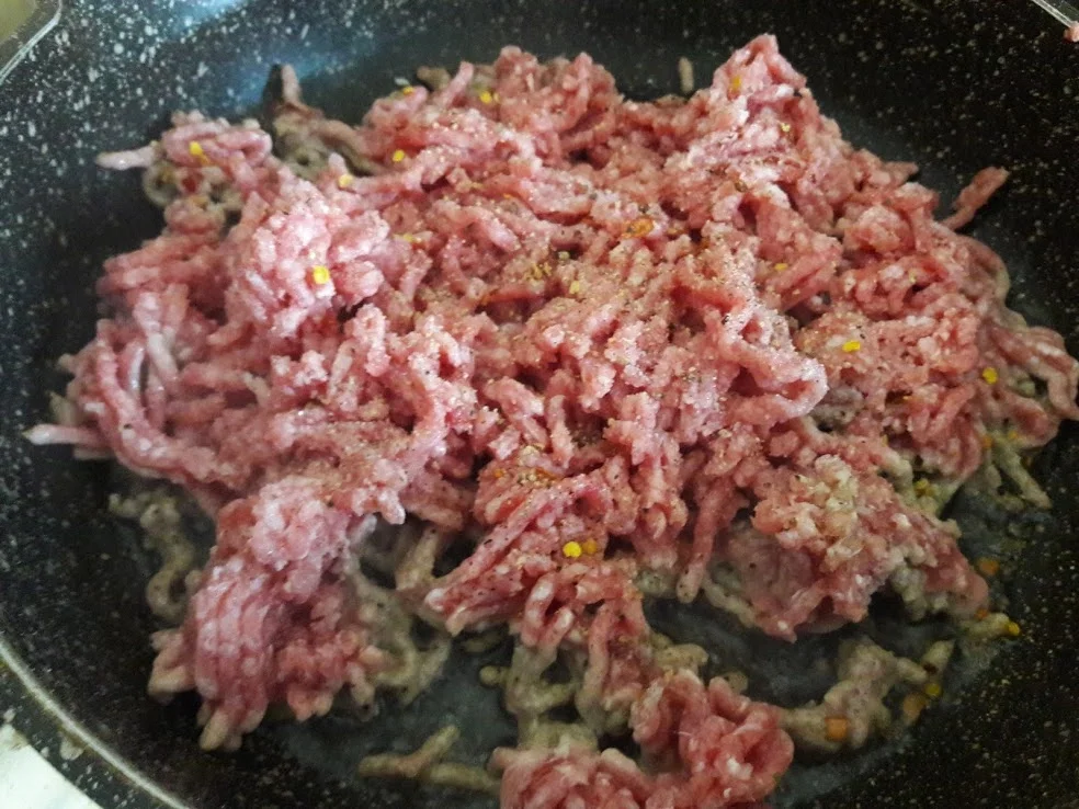 Rezept: Hackfleisch im Blätterteigmantel Bild Nr. 4 Hackfleisch im Blätterteigmantel - Rezept - Bild Nr. 4