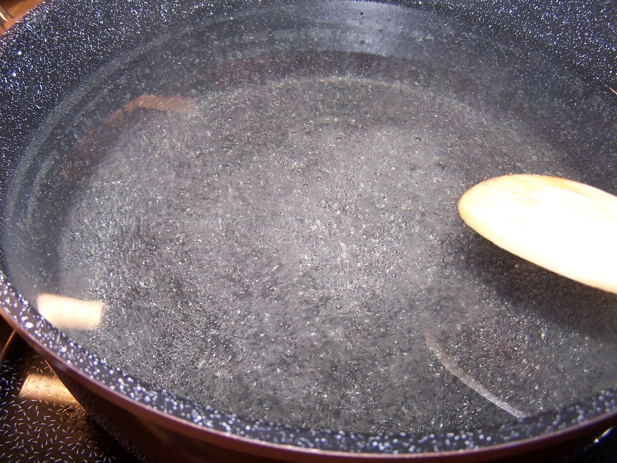 Rezept: Holunderblüten-Sirup Bild Nr. 8 Holunderblüten-Sirup - Rezept - Bild Nr. 8