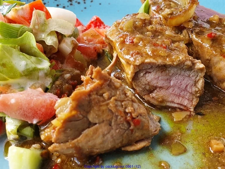 Rezept: Schweinefilet mit toller "Nusssosse" auch Fingerschlecksosse genannt :) Bild Nr. 2 Schweinefilet mit toller "Nusssosse" auch Fingerschlecksosse genannt :) - Rezept - Bild Nr. 2