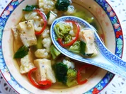 Gemüsesuppe mit Kräuteromelett - Rezept - Bild Nr. 2