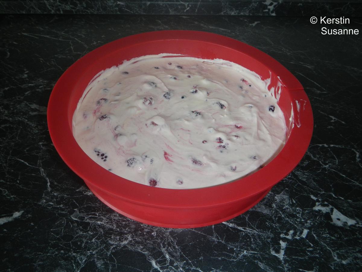 Beeren-Frischkäse-Kuchen - Rezept - Bild Nr. 8