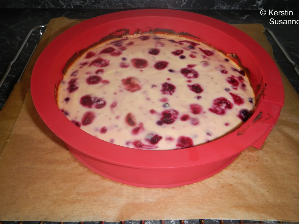 Beeren-Frischkäse-Kuchen - Rezept - Bild Nr. 9
