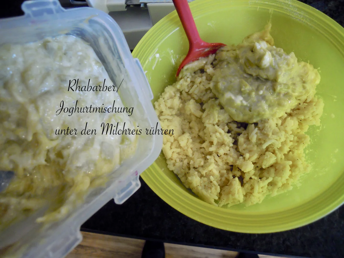 Rezept: Rhabarber Erdbeer Reisauflauf Bild Nr. 3 Rhabarber Erdbeer Reisauflauf - Rezept - Bild Nr. 3