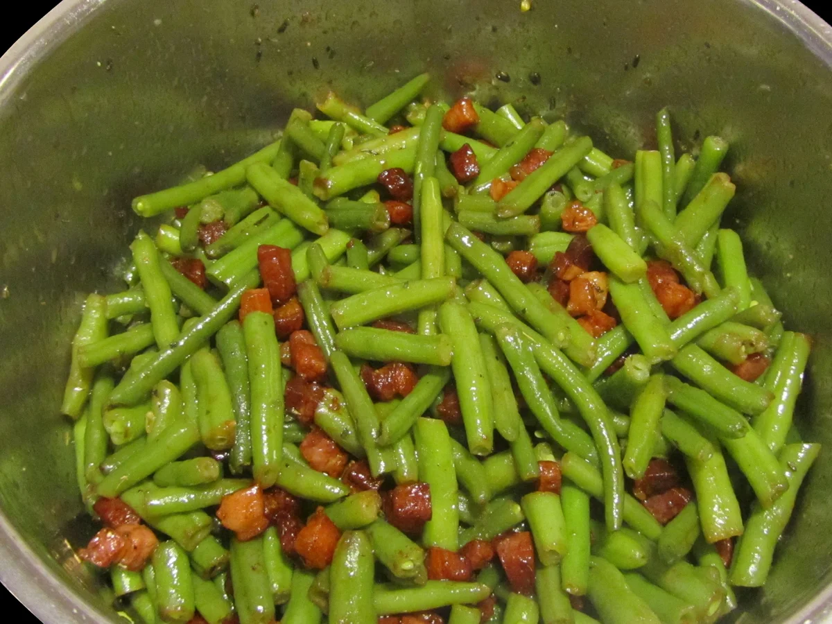 Rezept: grüne Bohnen mit Speck Bild Nr. 3 grüne Bohnen mit Speck - Rezept - Bild Nr. 3