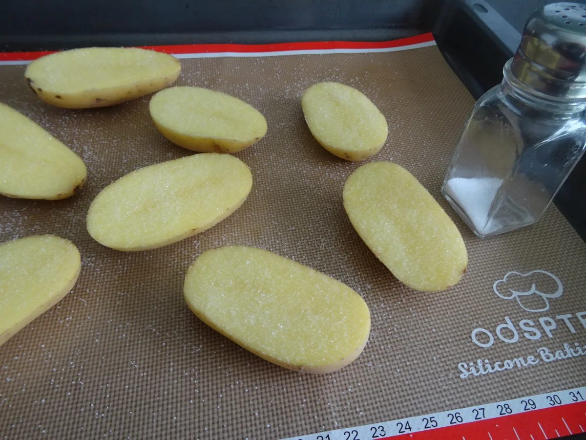 Rinderfilet im Blätterteigmantel, Spargel-Ragout und Ofenkartoffeln - Rezept - Bild Nr. 7