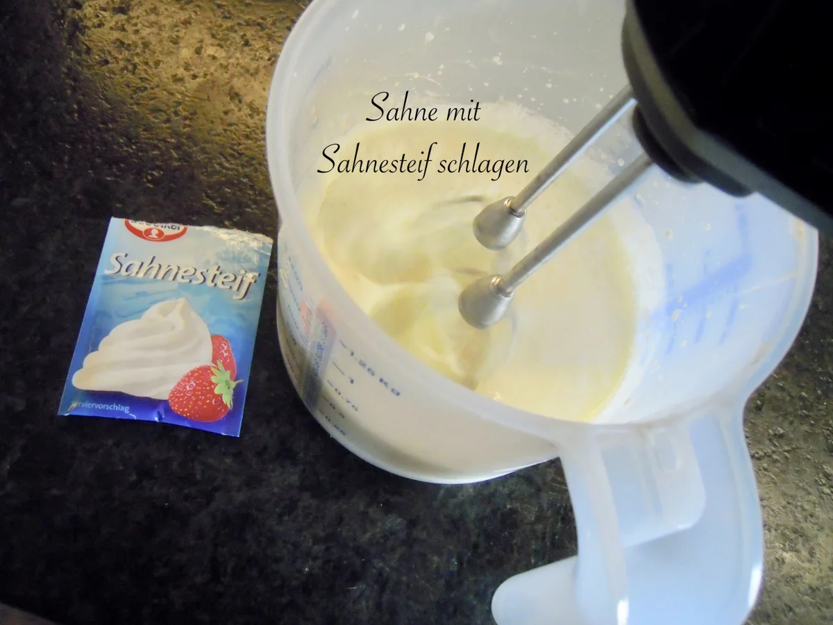 Rezept: Schwarzwälder Kirsch Törtchen Bild Nr. 6 Schwarzwälder Kirsch Törtchen - Rezept - Bild Nr. 6