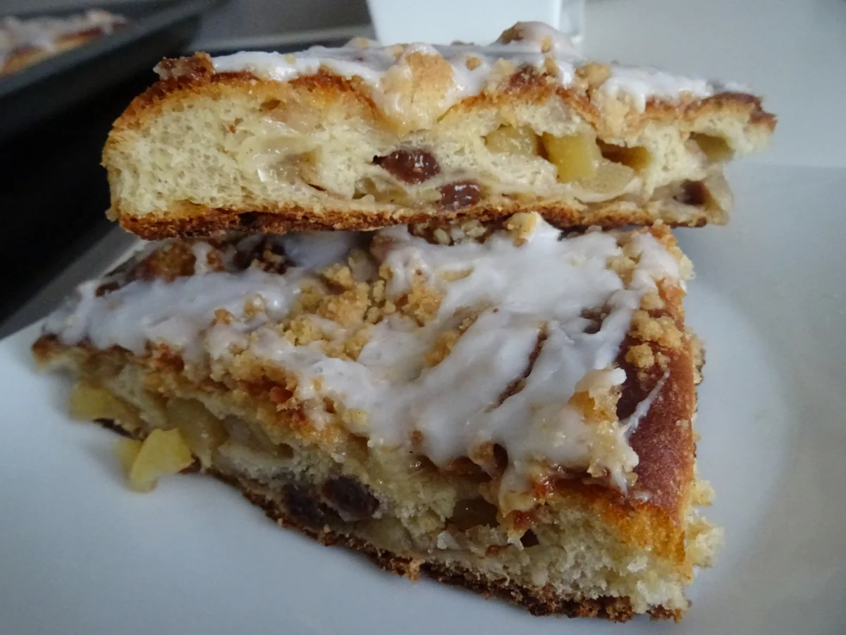 Rezept: Apfel-Stollen Bild Nr. 2 Apfel-Stollen - Rezept - Bild Nr. 2