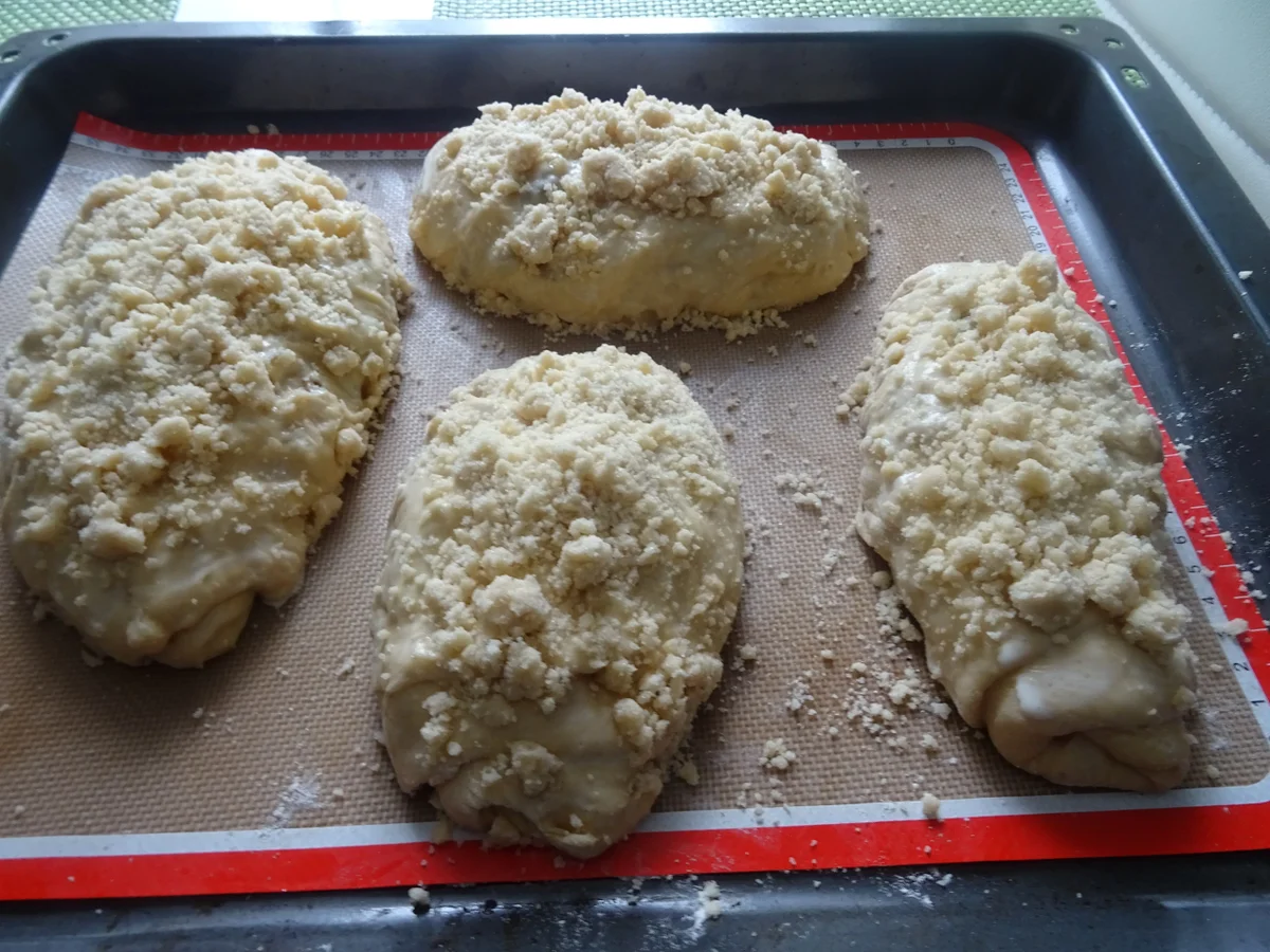 Rezept: Apfel-Stollen Bild Nr. 5 Apfel-Stollen - Rezept - Bild Nr. 5