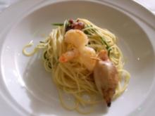 Gefüllte Calamaretti auf Algenspaghetti - Rezept