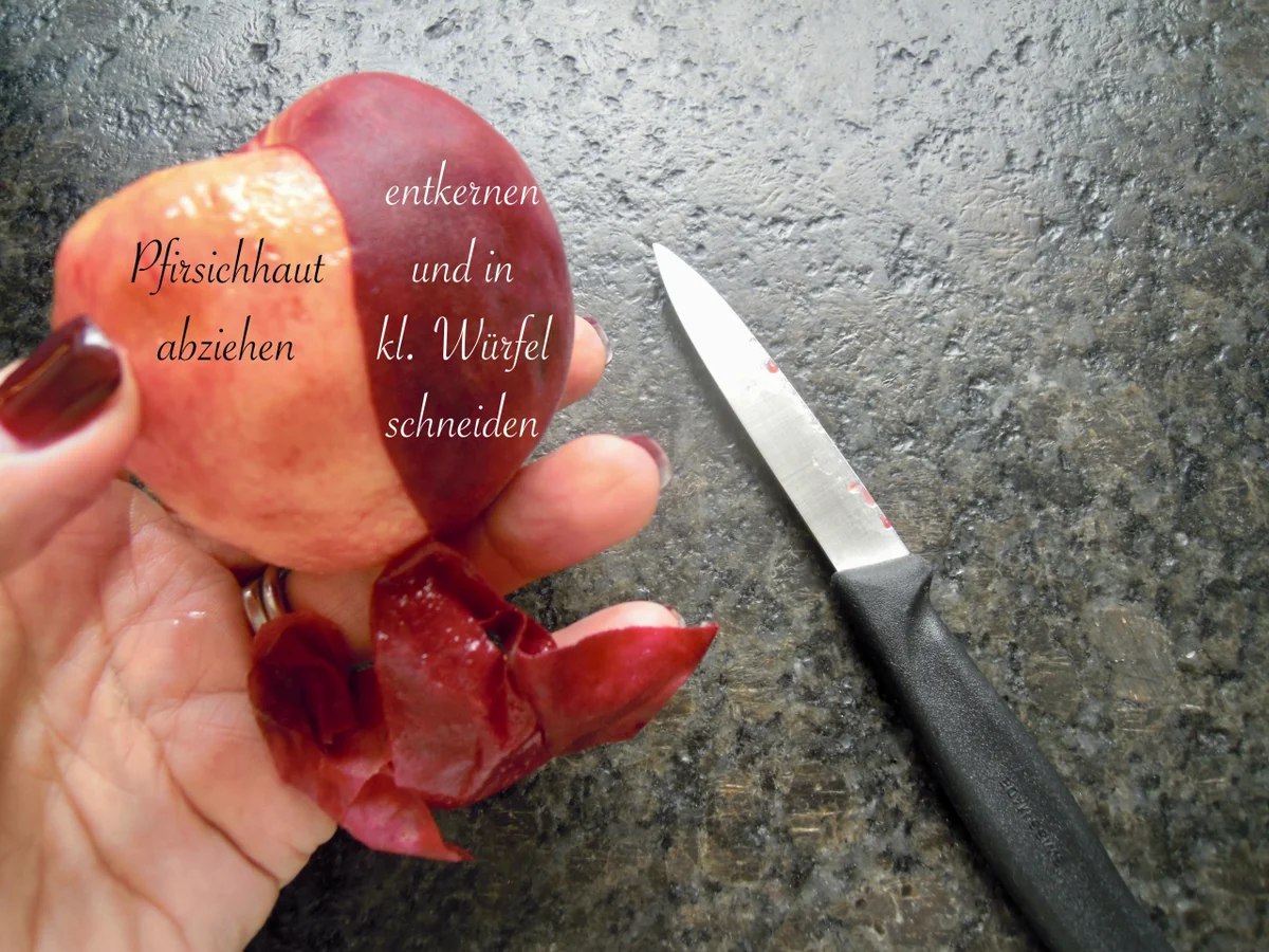 Sylvesterdrink - "frozen Bellini" mit Pfirsichpüree Eiswürfel - Rezept - Bild Nr. 3