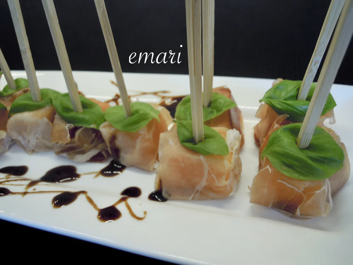 Rezept: Fingerfood - Melone mit Schinken Bild Nr. 7 Fingerfood - Melone mit Schinken - Rezept - Bild Nr. 7