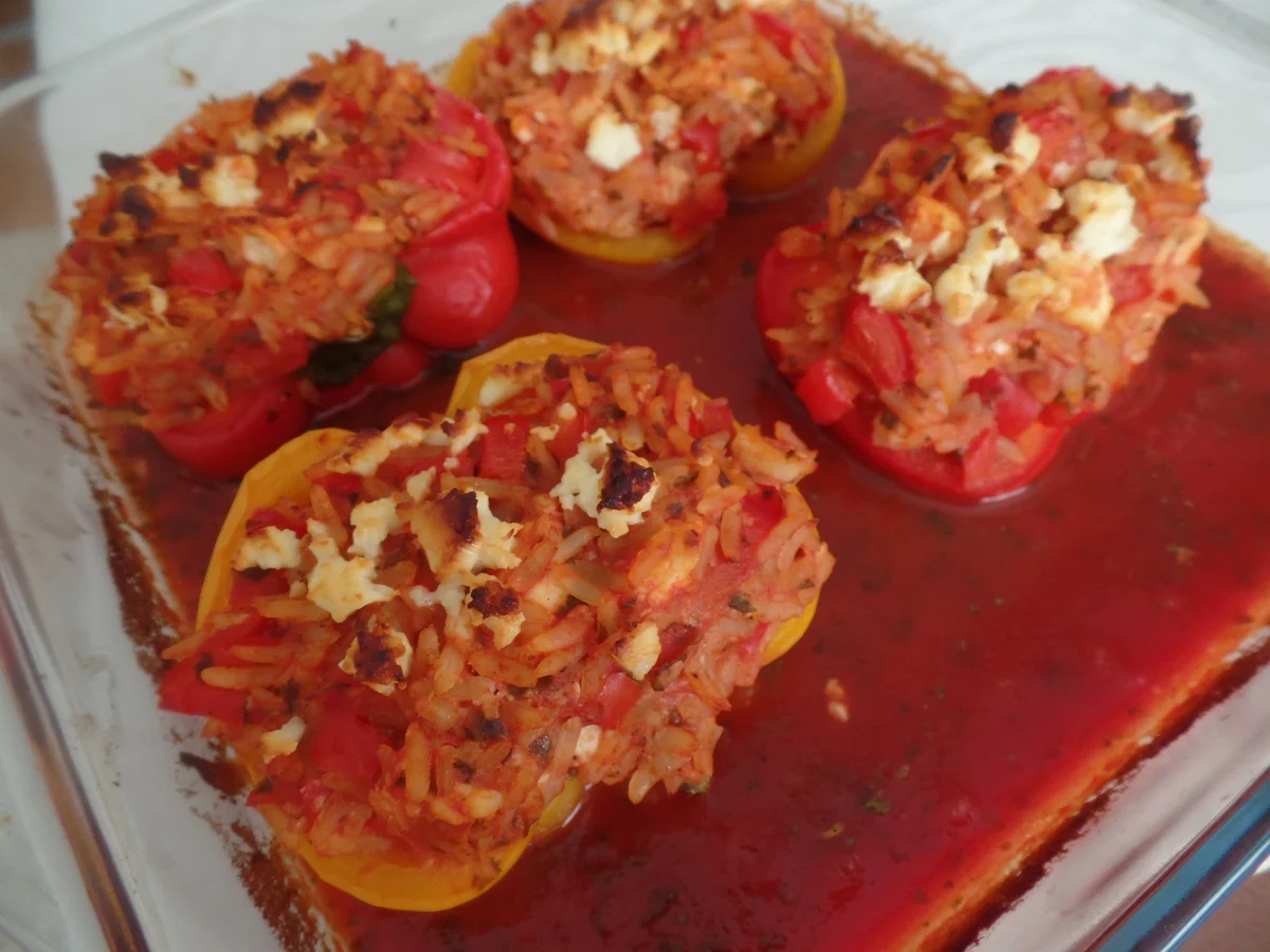 Rezept: Gefüllte Paprika"Italien" Bild Nr. 10669 Gefüllte Paprika"Italien" - Rezept - Bild Nr. 10669