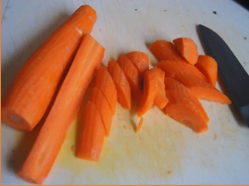 Herzhafte Hühnerbrühe für chinesisches Kochen - Rezept - Bild Nr. 6