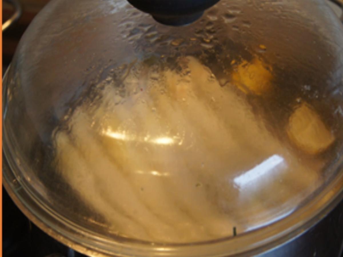 Spargel mit Gourmetschinken, Kartoffelpilzen und Jogurt-saure Sahne-Sauce - Rezept - Bild Nr. 9