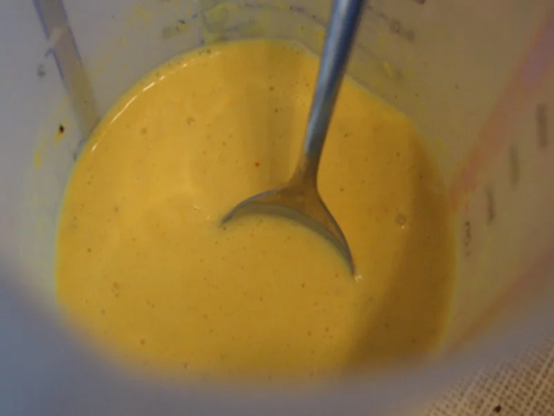 Spargel mit Gourmetschinken, Kartoffelpilzen und Jogurt-saure Sahne-Sauce - Rezept - Bild Nr. 10668