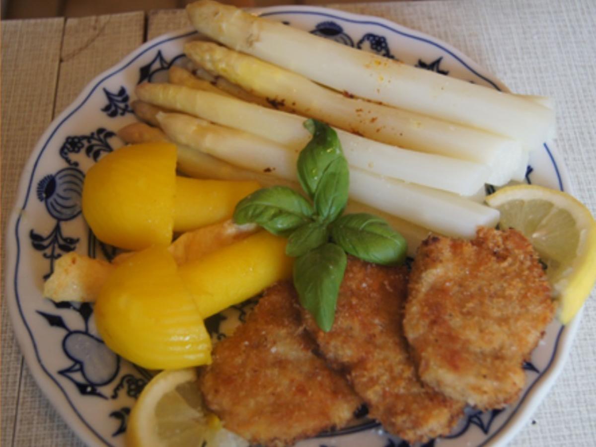 Spargel mit Schweinefilet-Medaillons und Kartoffelpilzen - Rezept ...