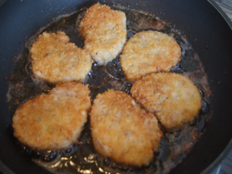 Spargel mit Schweinefilet-Medaillons und Kartoffelpilzen - Rezept - Bild Nr. 11