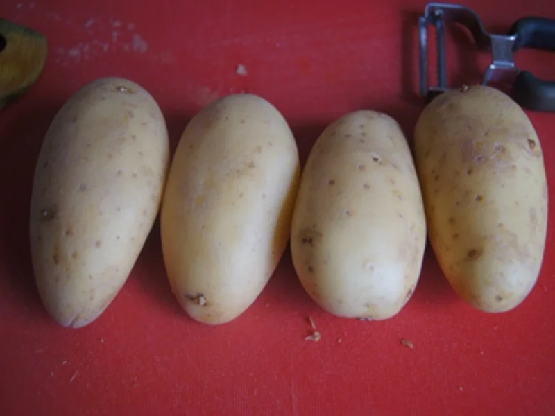 Spargel mit Schweinefilet-Medaillons und Kartoffelpilzen - Rezept - Bild Nr. 13