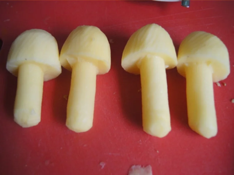 Spargel mit Schweinefilet-Medaillons und Kartoffelpilzen - Rezept - Bild Nr. 14