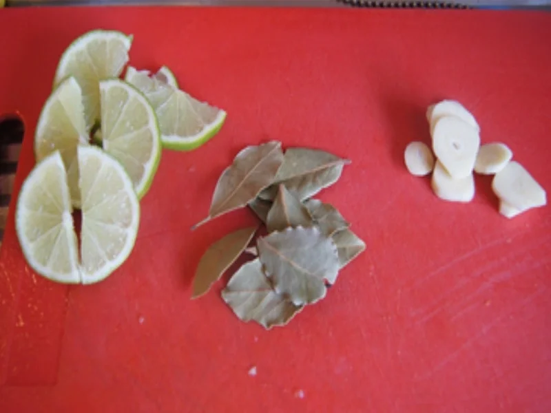 Rezept: Wolfsbarsch auf Gemüsebett Bild Nr. 7 Wolfsbarsch auf Gemüsebett - Rezept - Bild Nr. 7