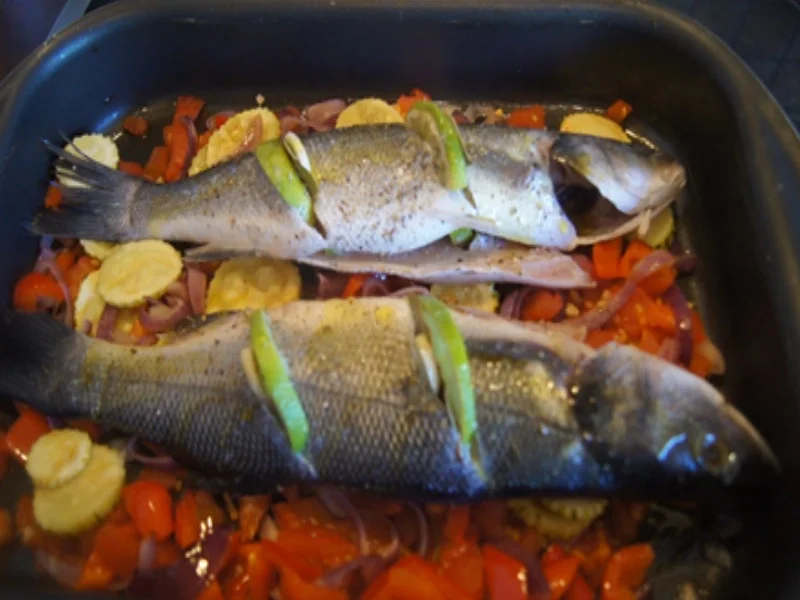 Rezept: Wolfsbarsch auf Gemüsebett Bild Nr. 10 Wolfsbarsch auf Gemüsebett - Rezept - Bild Nr. 10