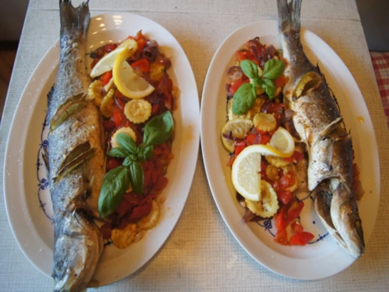 Rezept: Wolfsbarsch auf Gemüsebett Bild Nr. 12 Wolfsbarsch auf Gemüsebett - Rezept - Bild Nr. 12