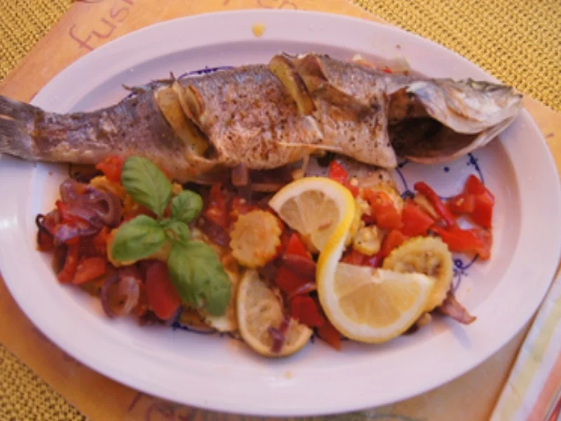 Rezept: Wolfsbarsch auf Gemüsebett Bild Nr. 13 Wolfsbarsch auf Gemüsebett - Rezept - Bild Nr. 13