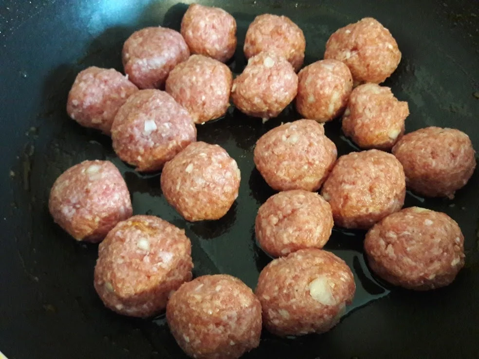 Rezept: Hackbällchen Bild Nr. 5 Hackbällchen - Rezept - Bild Nr. 5