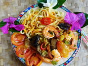 Breite Nudeln mit Garnelen in gelber Sauce - Rezept - Bild Nr. 2