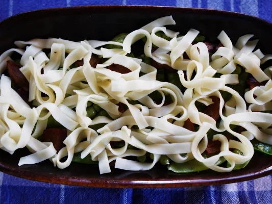 Italienischer Nudelauflauf mit Gemüse und Tomatensauce - Rezept - Bild Nr. 4