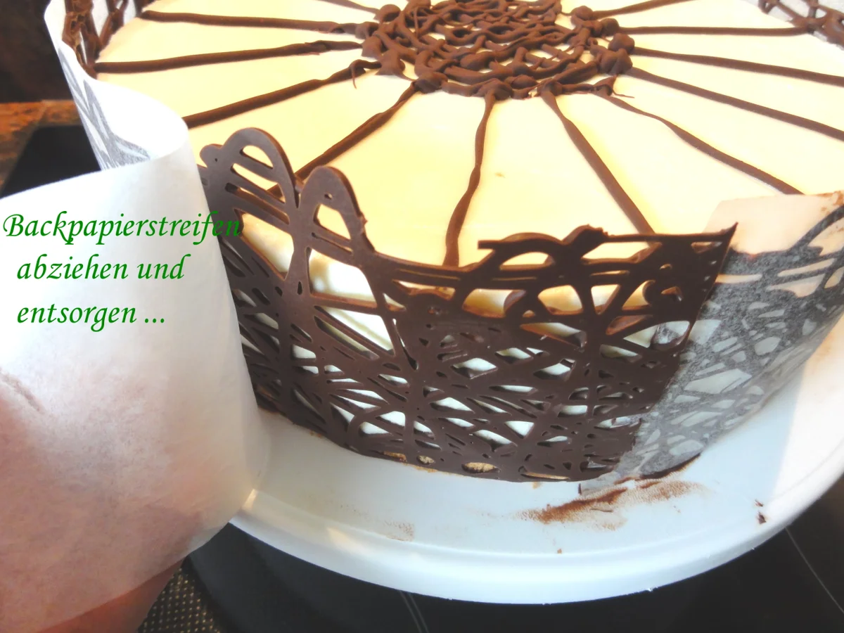 Biskuit:   JOGHURT ~ SAHNE ~ TORTE (24cm) - Rezept - Bild Nr. 13