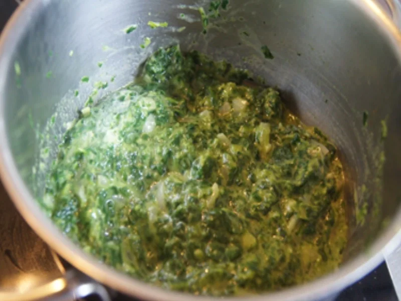 Rezept: Steinpilz-Omelett mit Rahmspinat und Drillingen Bild Nr. 28 Steinpilz-Omelett mit Rahmspinat und Drillingen - Rezept - Bild Nr. 28