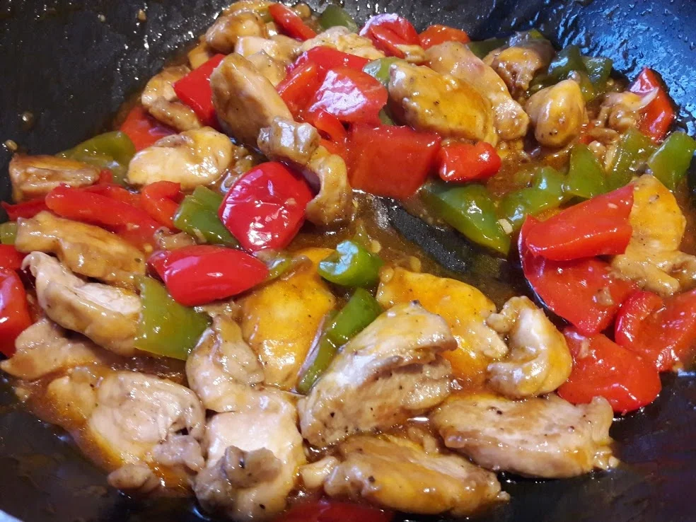 Rezept: Nudeln Süss-sauer mit Hähnchenfleisch Bild Nr. 13 Nudeln Süss-sauer mit Hähnchenfleisch - Rezept - Bild Nr. 13