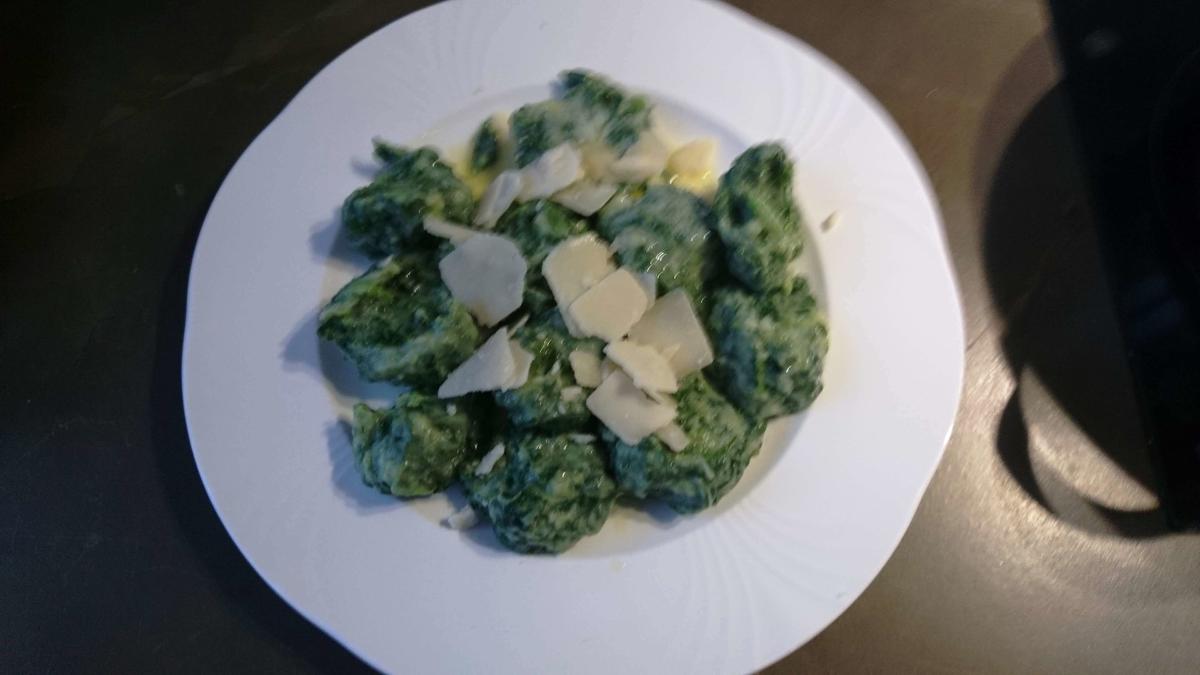 Malfatti Spinatnocken auf italienische Art - Rezept mit Bild - kochbar.de