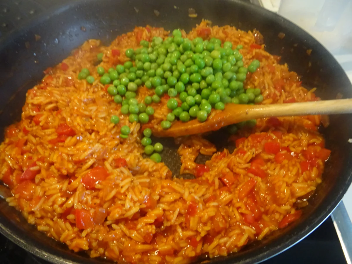 Rezept: Djuvec Reis mit Bifteki Bild Nr. 6 Djuvec Reis mit Bifteki - Rezept - Bild Nr. 6