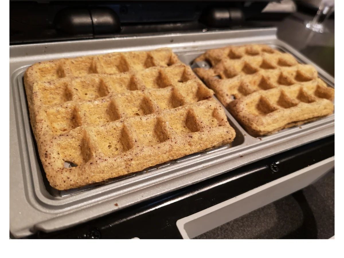 Rezept: BiNe` S KETO WAFFELBROT Bild Nr. 2 BiNe` S KETO WAFFELBROT - Rezept - Bild Nr. 2