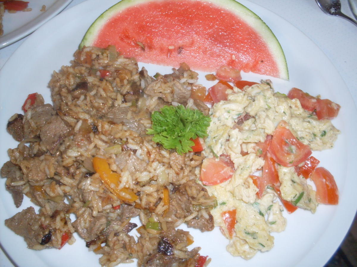 Reisfleisch mit Tomaten-Rührei und Wassermelone ! - Rezept - Bild Nr. 5