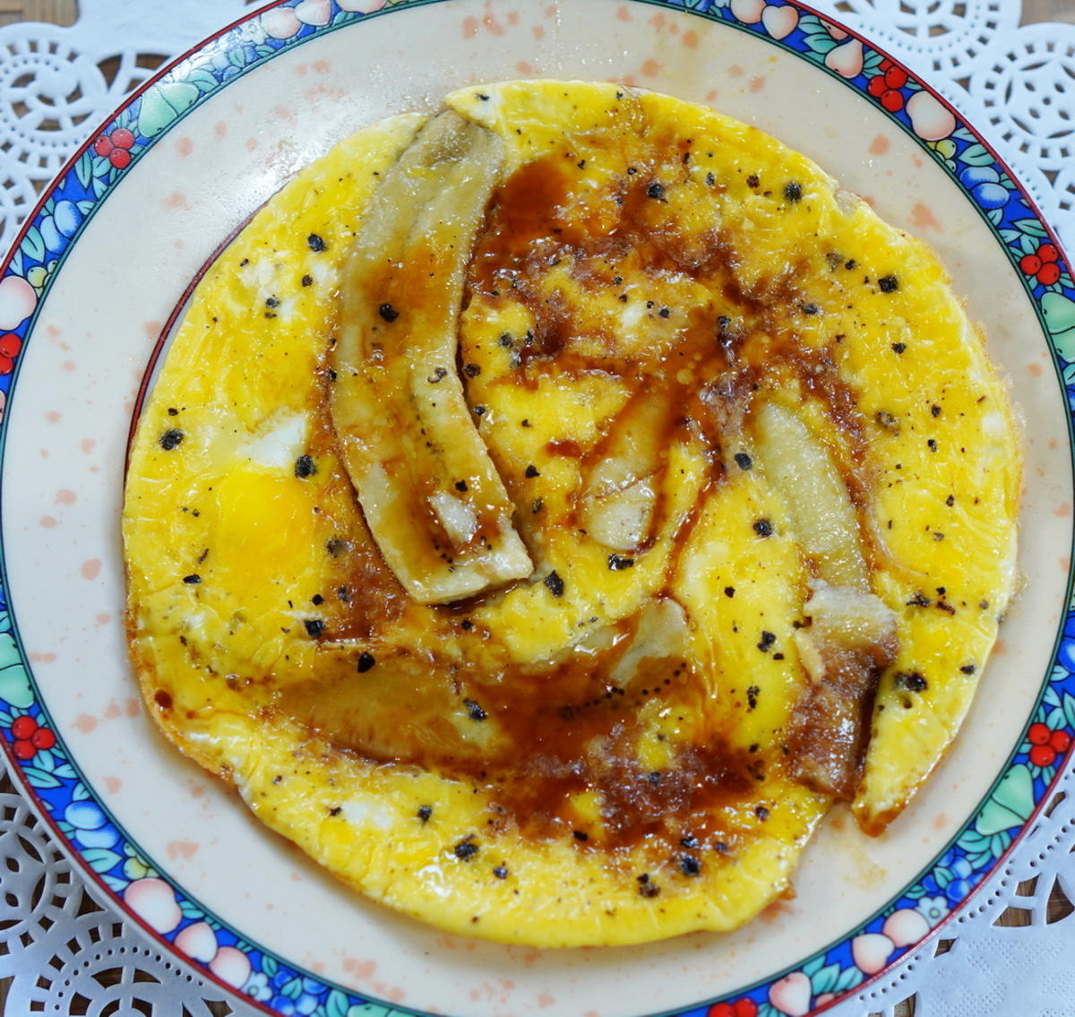 Frühstücksomelette mit Banane und Dattelhonig - Rezept - Bild Nr. 2