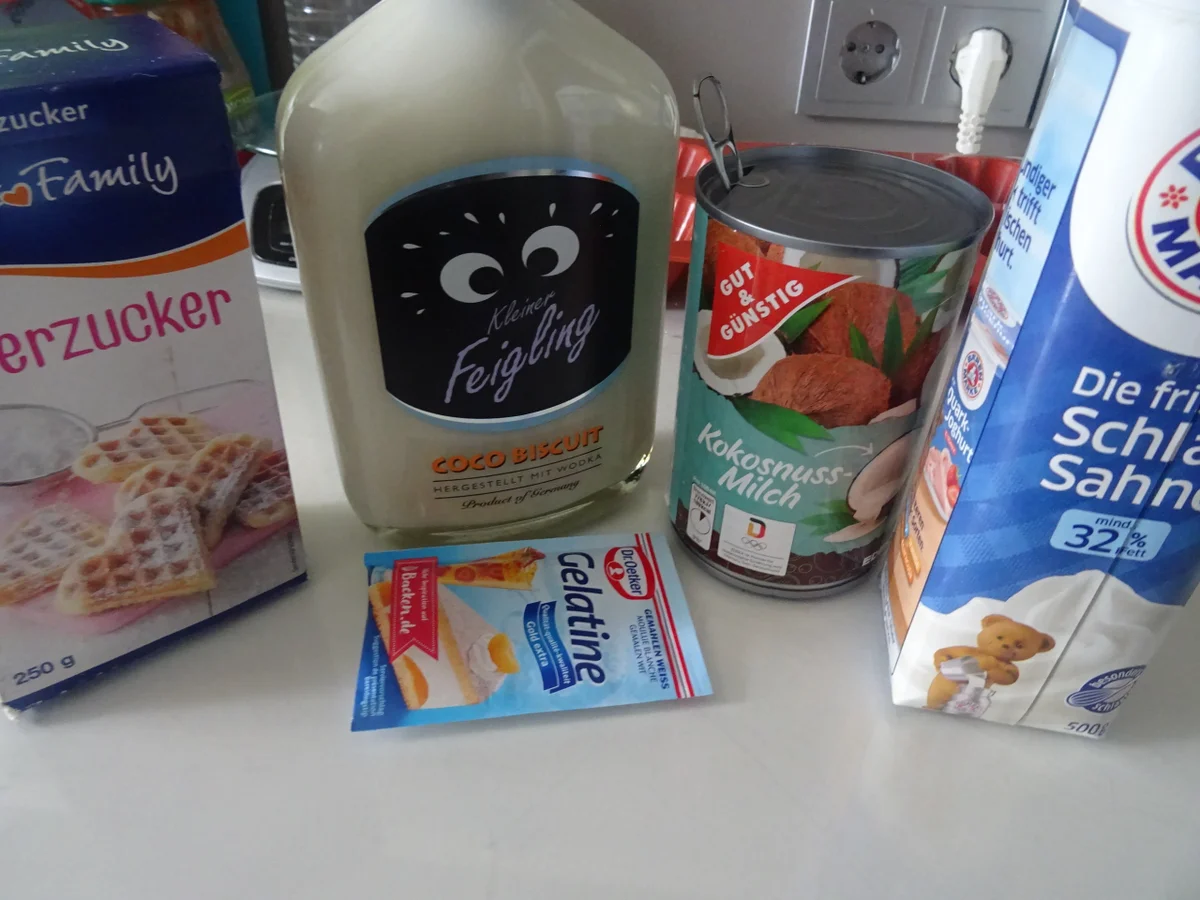 Kokos-Götterspeise mit Ananas-Ragout - Rezept - Bild Nr. 4