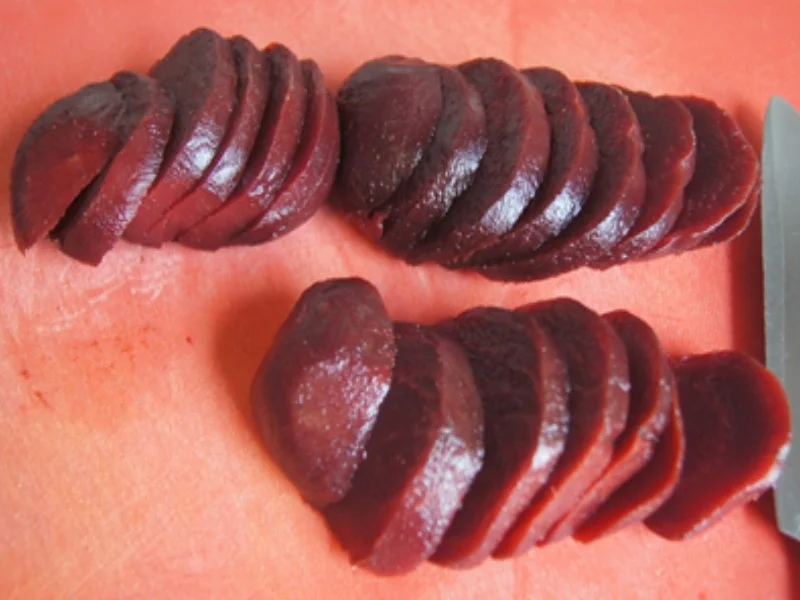 Rezept: Seelachsfilet mit Rote-Bete-Salat und Kartoffelstampf Bild Nr. 10823 Seelachsfilet mit Rote-Bete-Salat und Kartoffelstampf - Rezept - Bild Nr. 10823