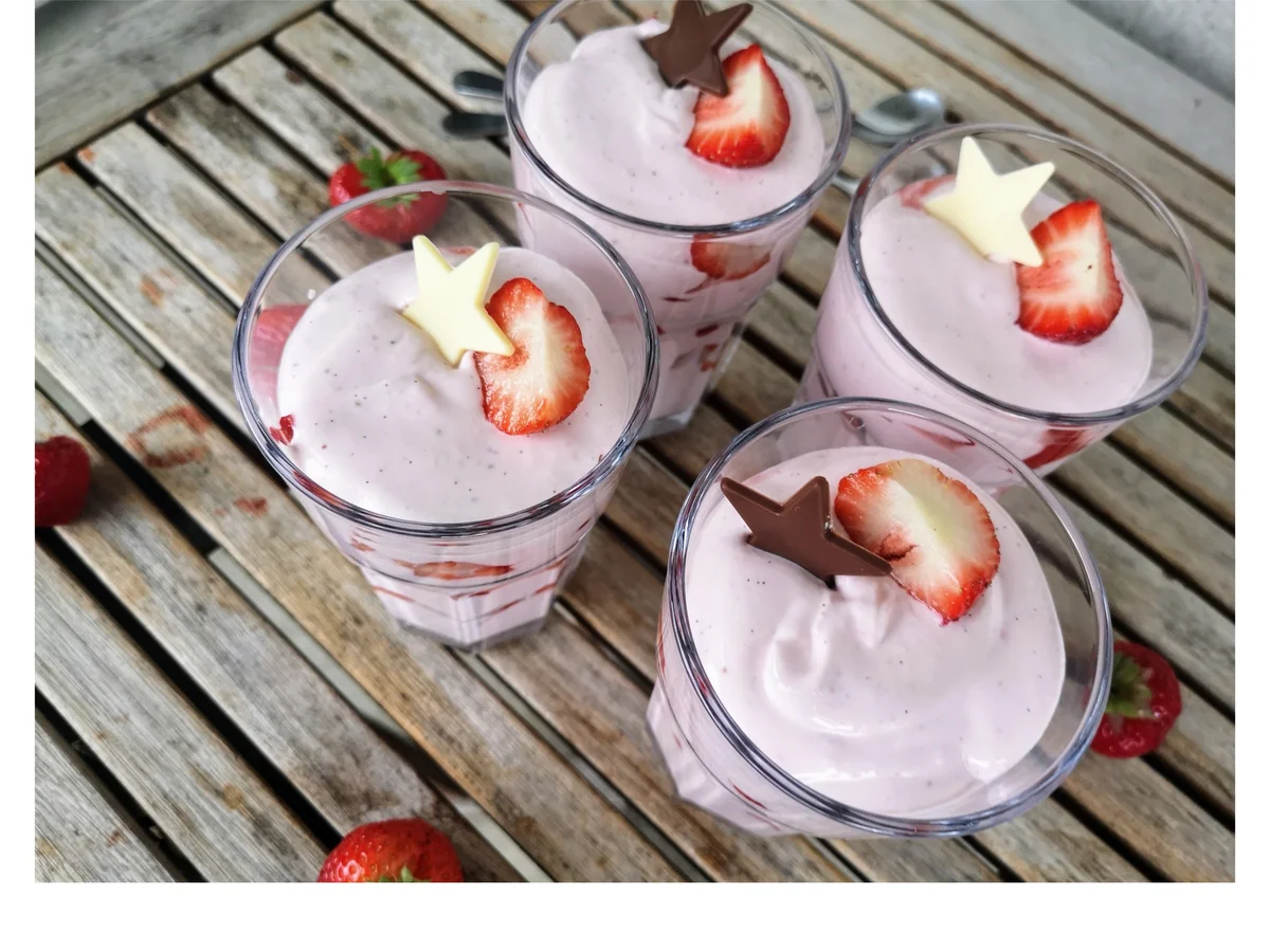 Rezept: BiNe` S ERDBEER - QUARK - DESSERT Bild Nr. 4 BiNe` S ERDBEER - QUARK - DESSERT - Rezept - Bild Nr. 4
