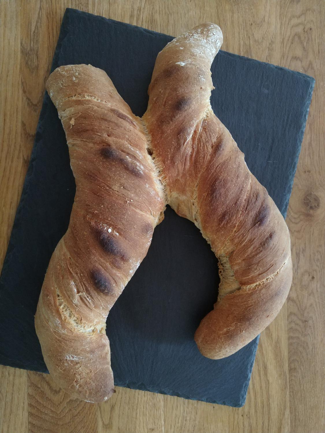 Wurzelbrot Mit Sauerteig Und Hefe Rezept Kochbar De