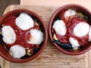 Gratinierte Zucchini überbacken mit feuriger Tomaten-Käse Sosse. BBQ - Rezept - Bild Nr. 2