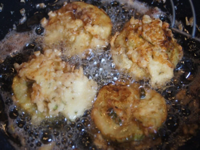 Knusprige Auberginen mit Nasi goreng - Rezept - Bild Nr. 10811