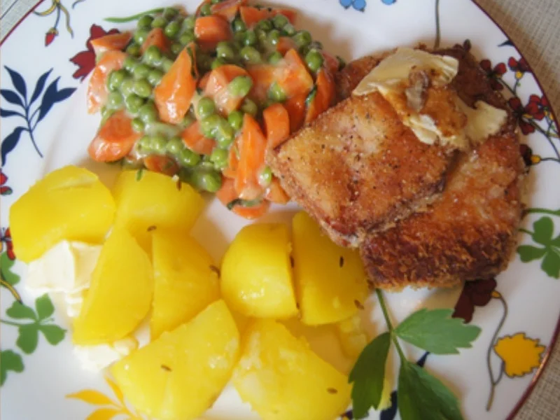 Gebratener Leberkäse mit Erbsen-Möhren-Gemüse und Kartoffeln - Rezept - Bild Nr. 18