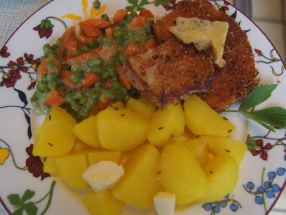 Gebratener Leberkäse mit Erbsen-Möhren-Gemüse und Kartoffeln - Rezept - Bild Nr. 20