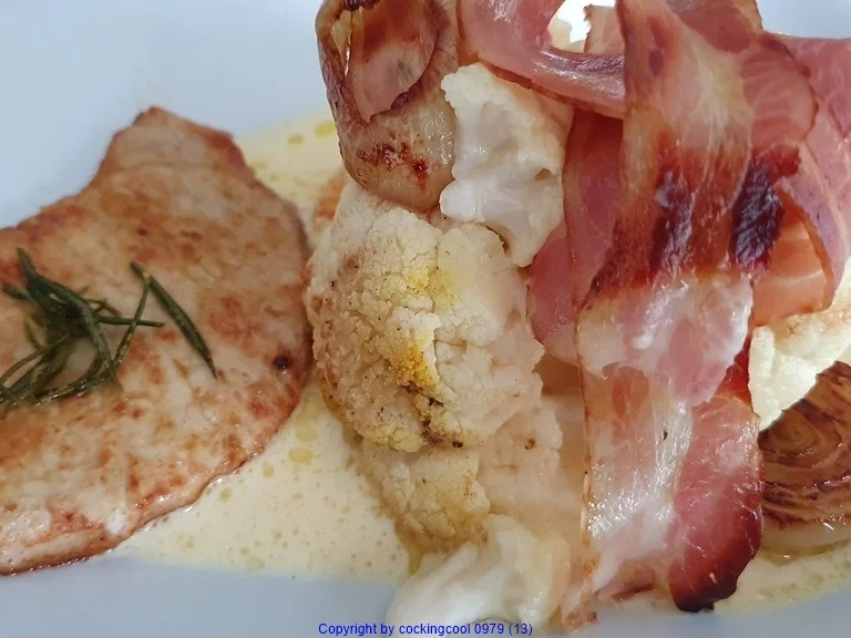 Rezept: Blumenkohl - mit Speckhaube - Fleisch = Rezeptbau NR. 11 Bild Nr. 11 Blumenkohl - mit Speckhaube - Fleisch = Rezeptbau NR. 11 - Rezept - Bild Nr. 11